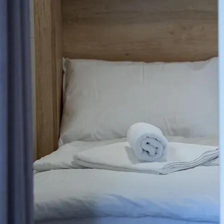 Mira Delux By Interhome