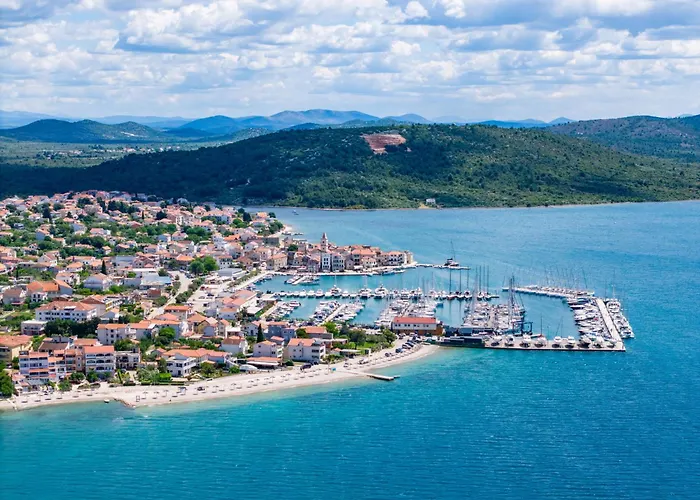 Mira Delux By Interhome * 피로바츠