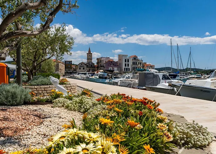 펜션 Mira Delux By Interhome 피로바츠