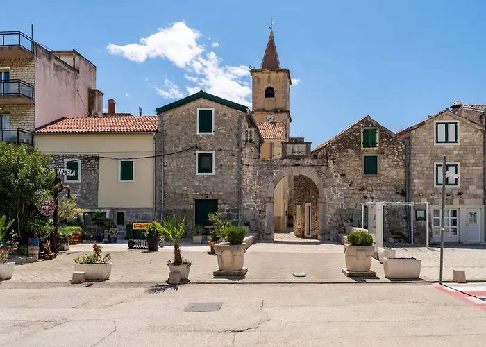 Mira Delux By Interhome *