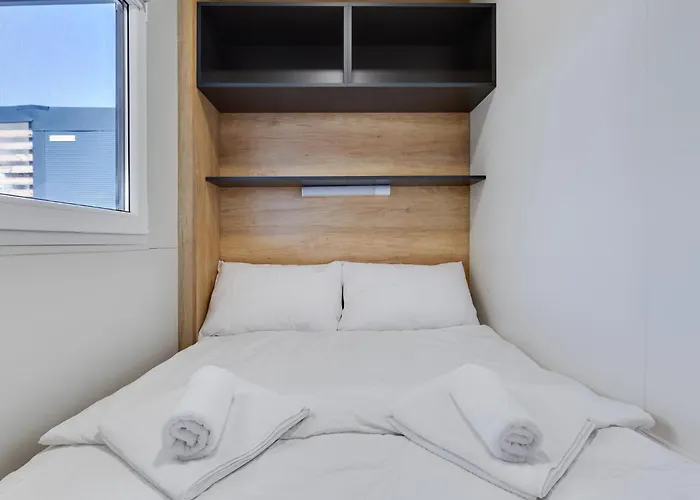 Mira Delux By Interhome