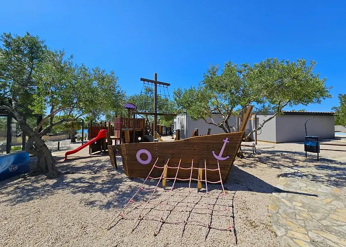 Mira Delux By Interhome * 피로바츠