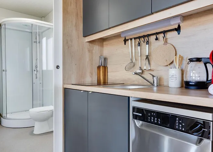 Mira Delux By Interhome